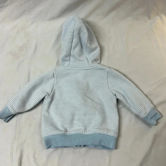 Carter's - full zip baby hoodie. Size 3 months - Picture 3 of 3